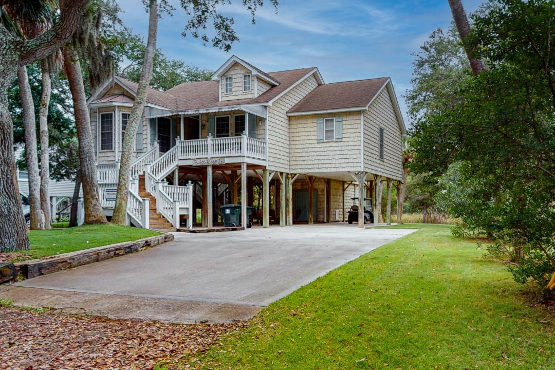 Photo of Buildings in Edisto Island