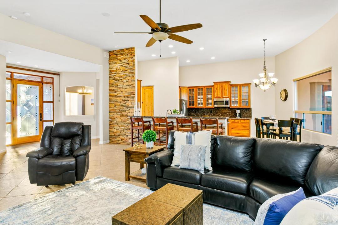 Photo of Livingroom in Rio Verde Foothills