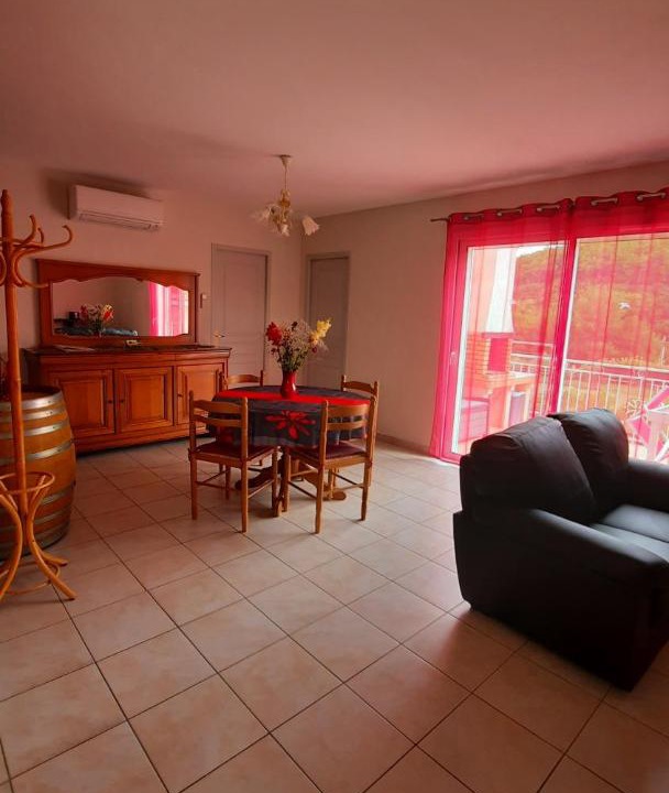 Photo of Livingroom in Prades-sur-Vernazobre
