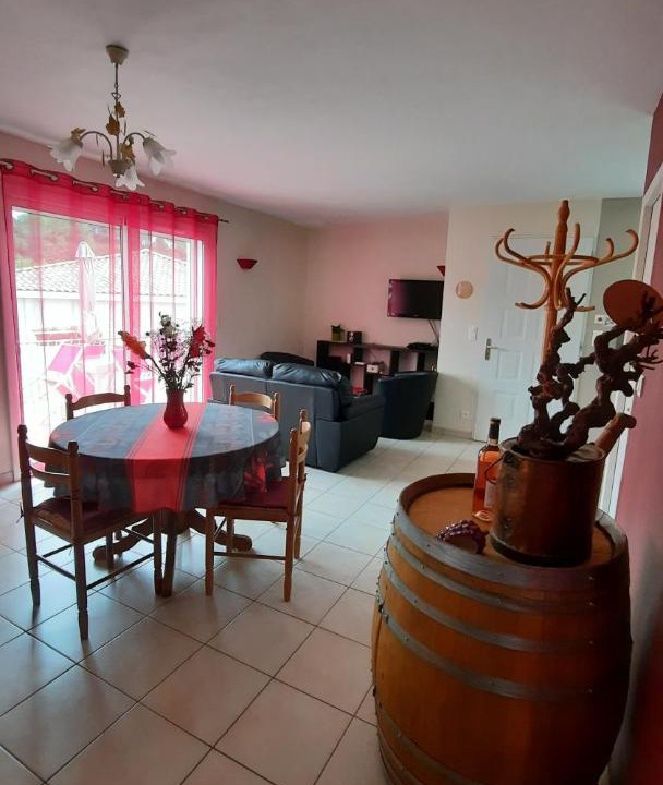 Photo of Livingroom in Prades-sur-Vernazobre