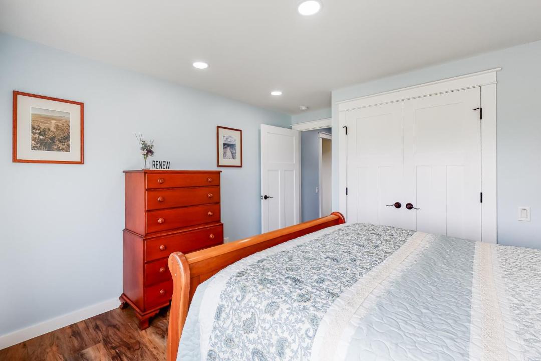 Photo of Bedroom in Searsport