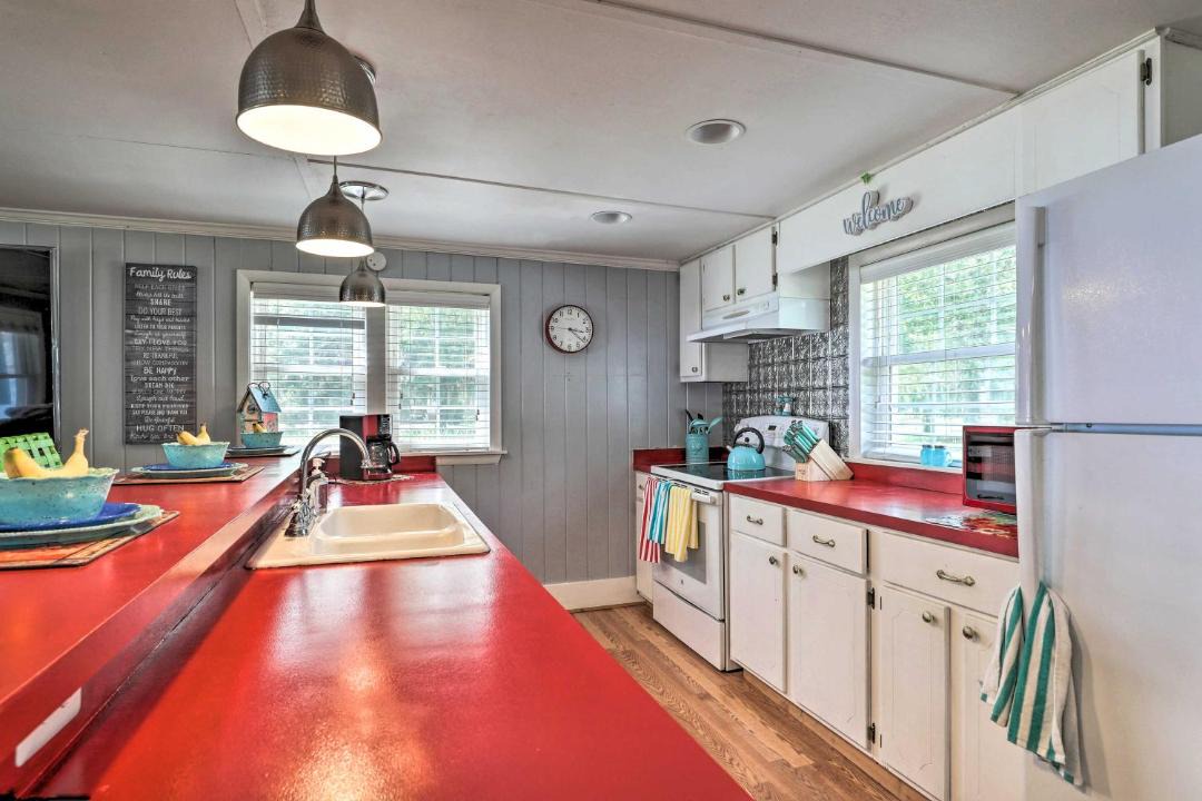 Photo of Kitchen in Summerton