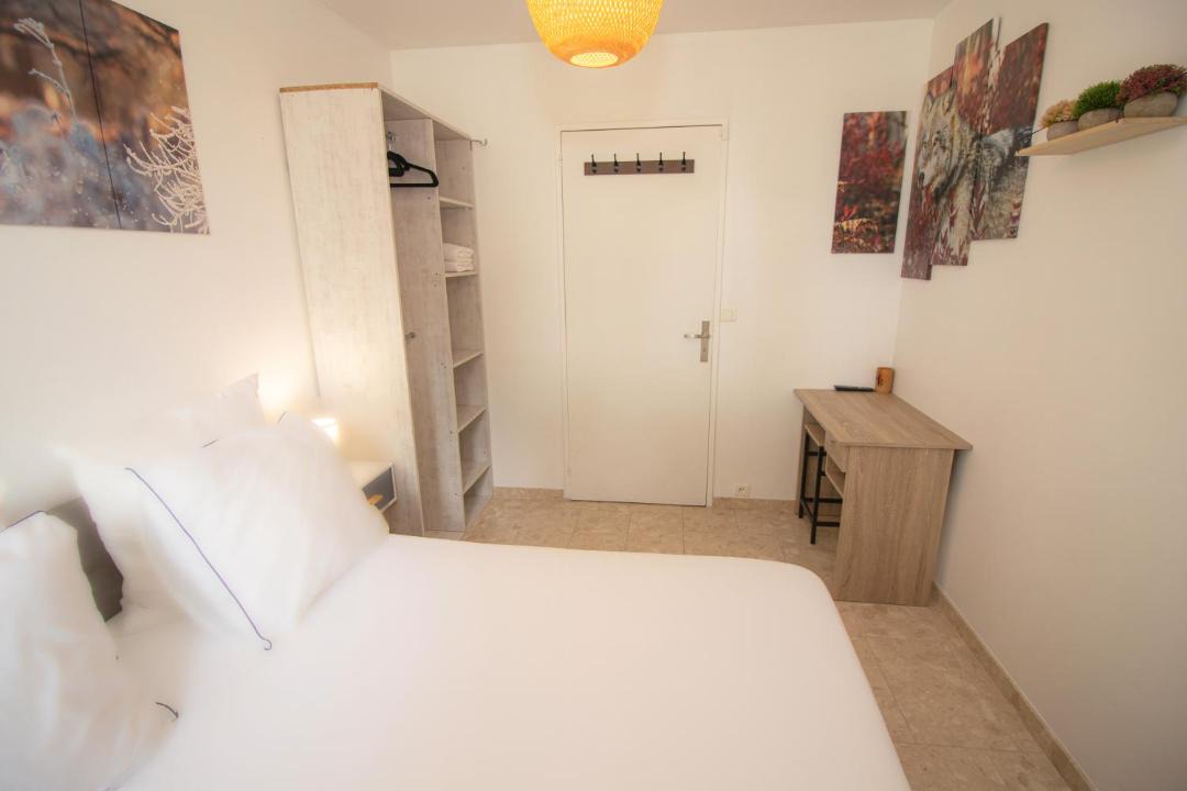 Photo of Bedroom in Le Plessis-Robinson