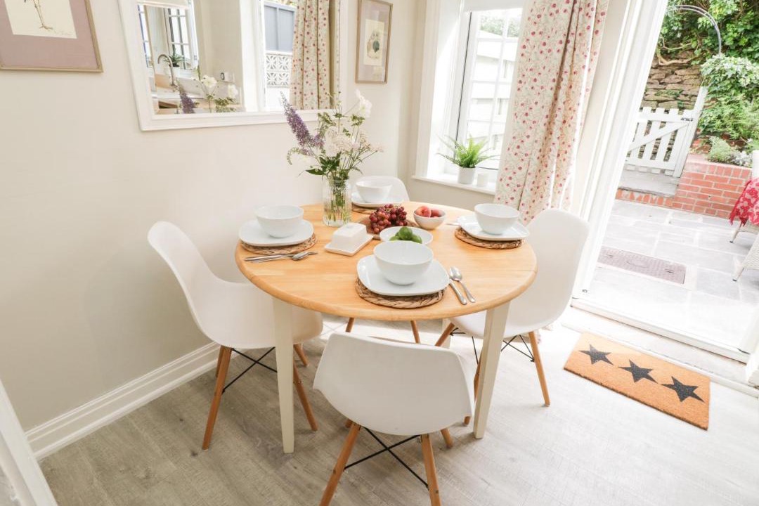 Photo of Livingroom in Sheriff Hutton