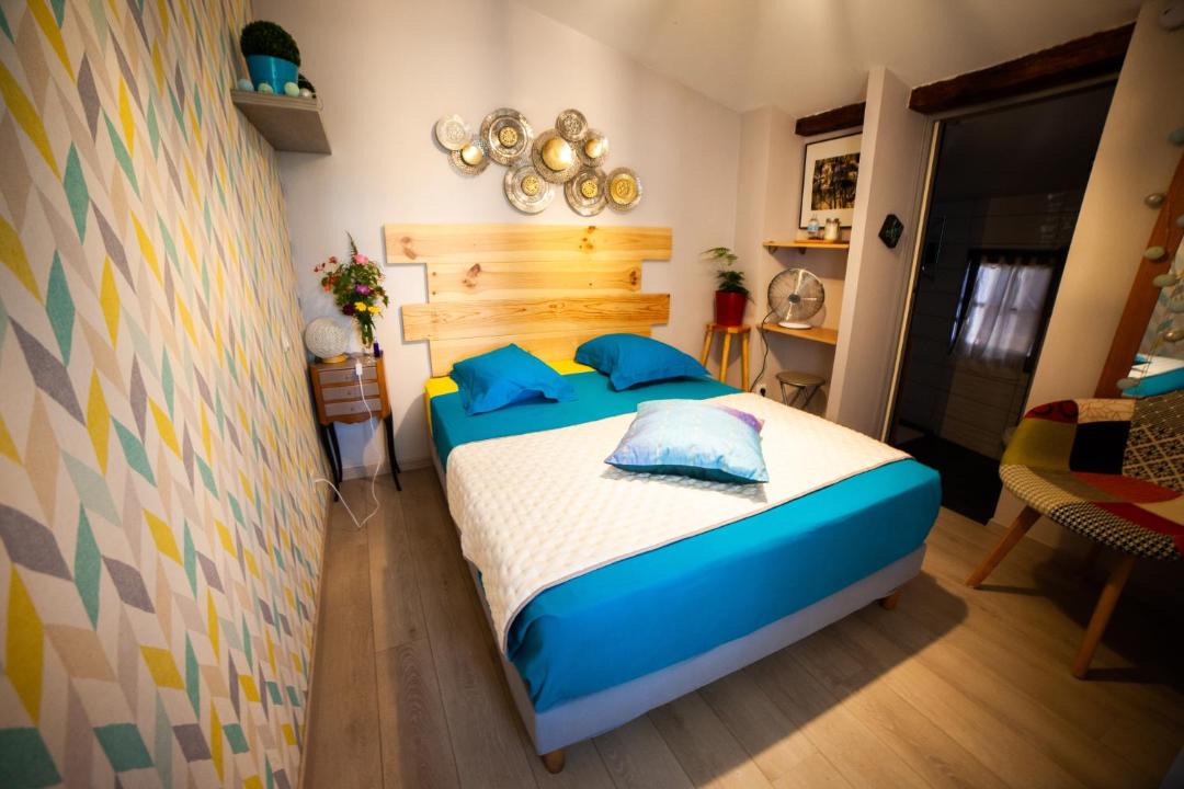 Photo of Bedroom in Saint-Elix-le-Chateau