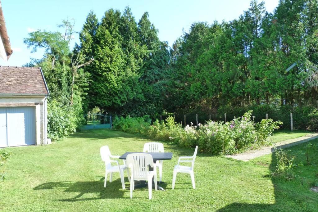Photo of Buildings in Montmartin-le-Haut