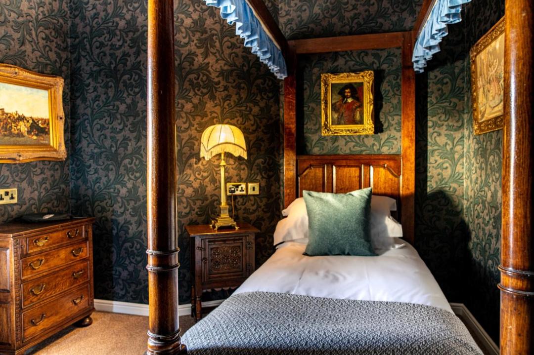 Photo of Bedroom in East Lothian