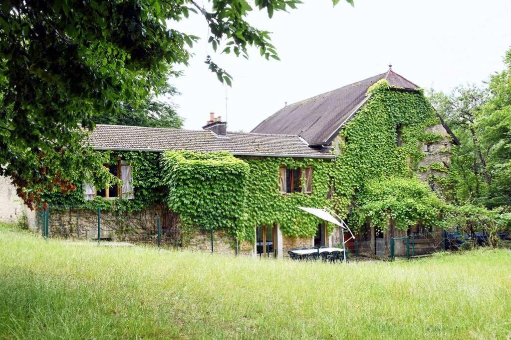 Photo of Buildings in Jancigny