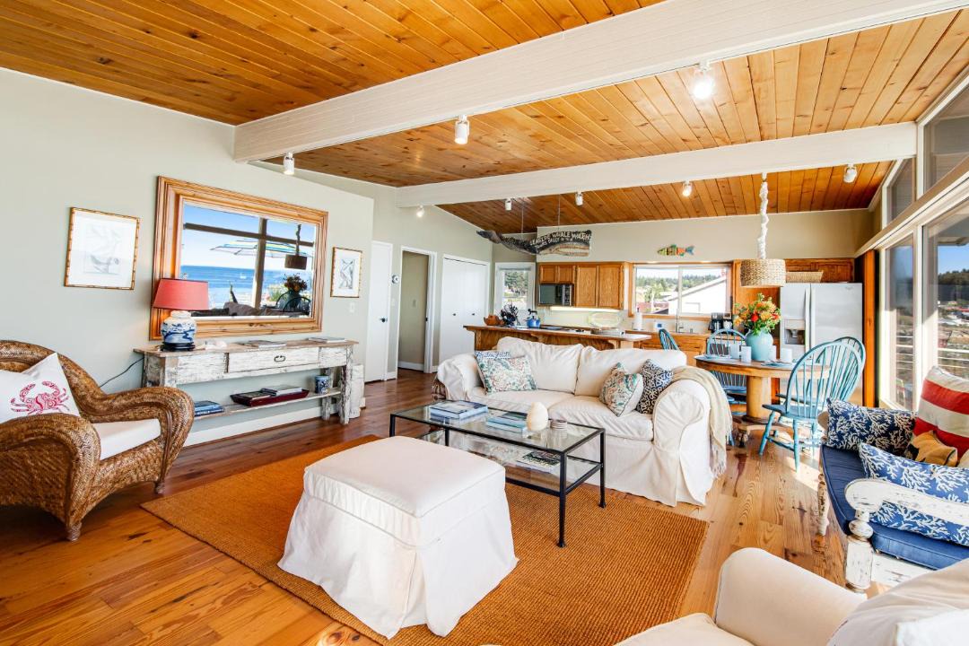 Photo of Others in Clinton