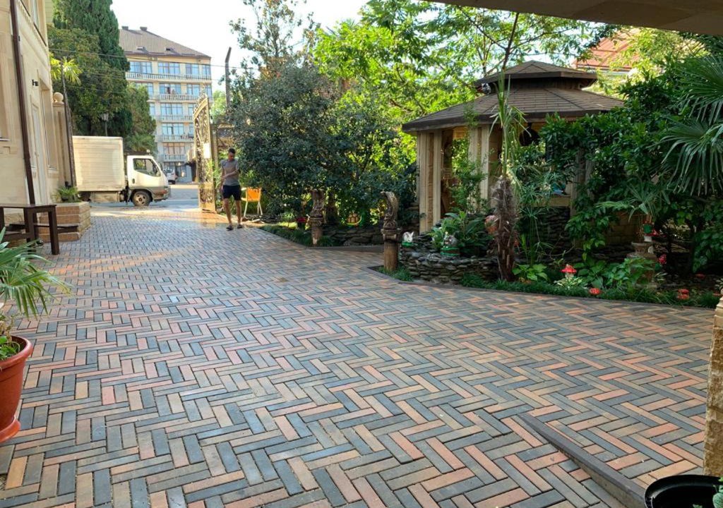 Photo of Others in Lazarevskoye