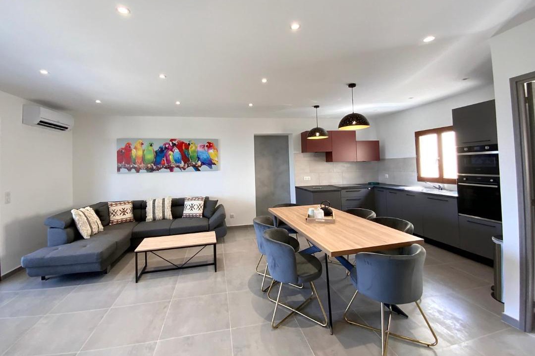 Photo of Others in Monticello