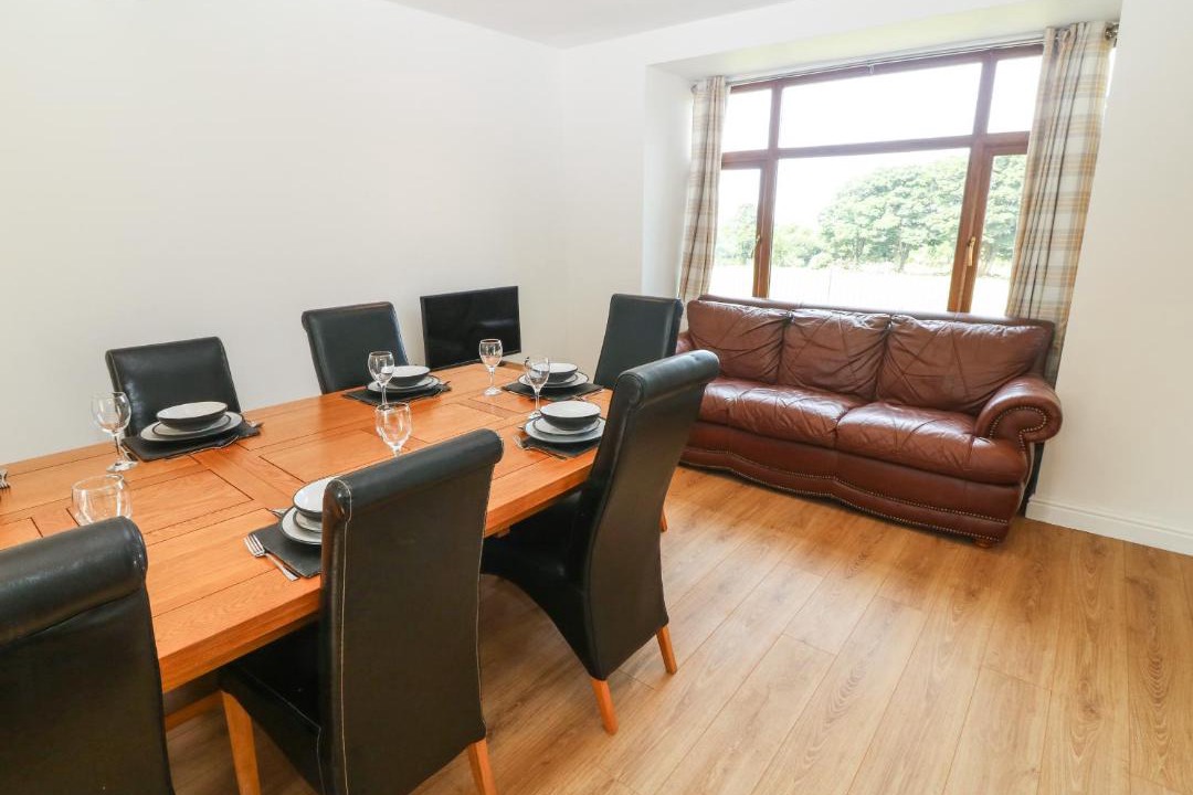 Photo of Others in Dinas