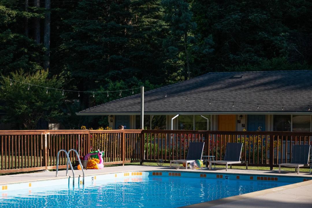 Photo of Others in Northwood