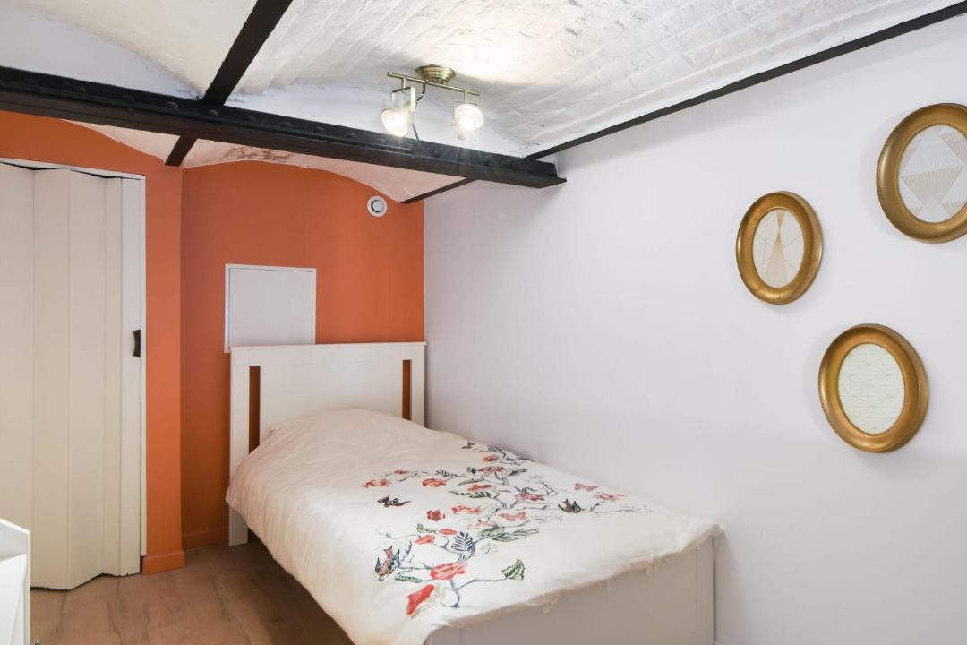 Photo of Bedroom in Tourcoing