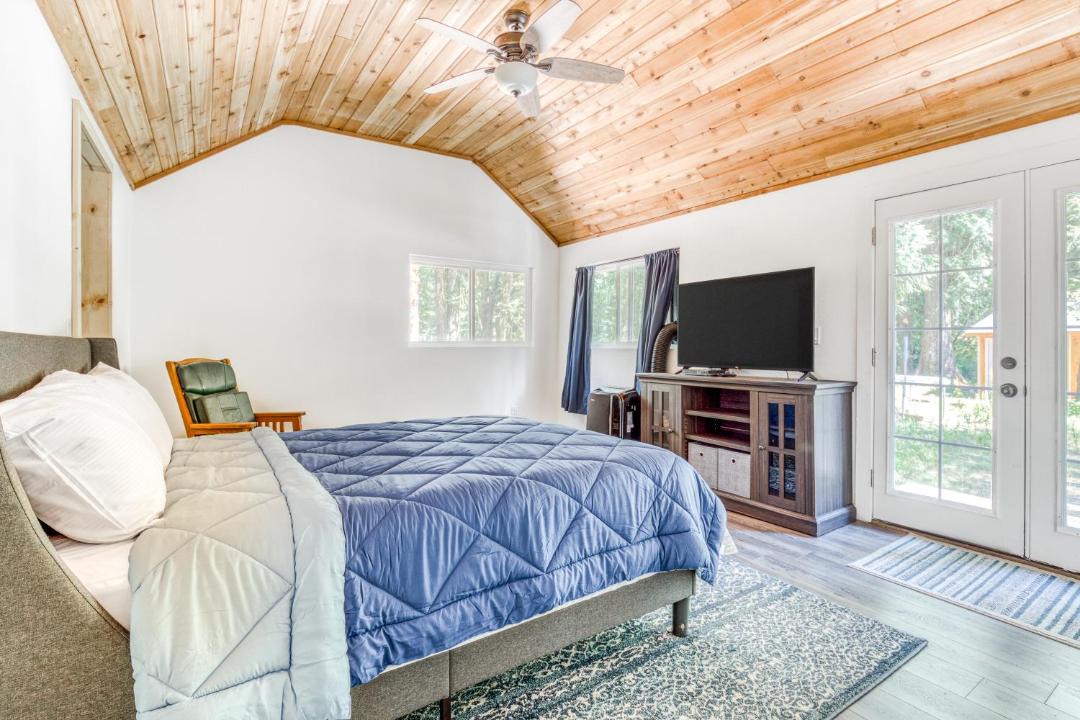 Photo of Others in Zigzag