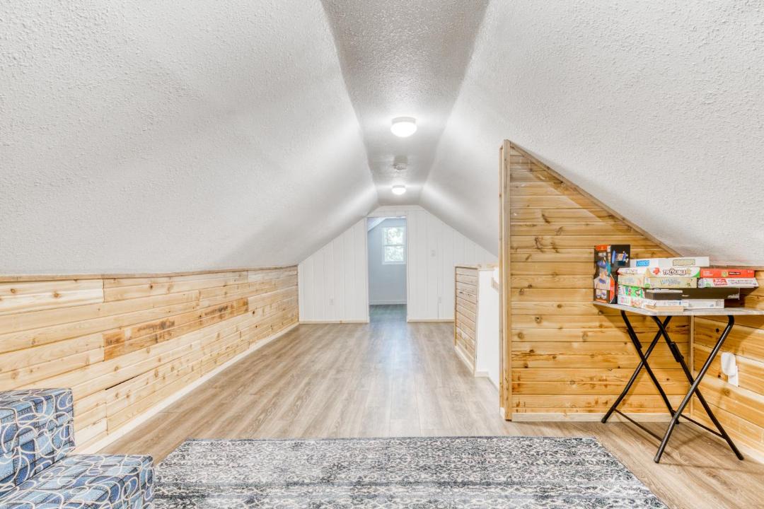 Photo of Others in Zigzag