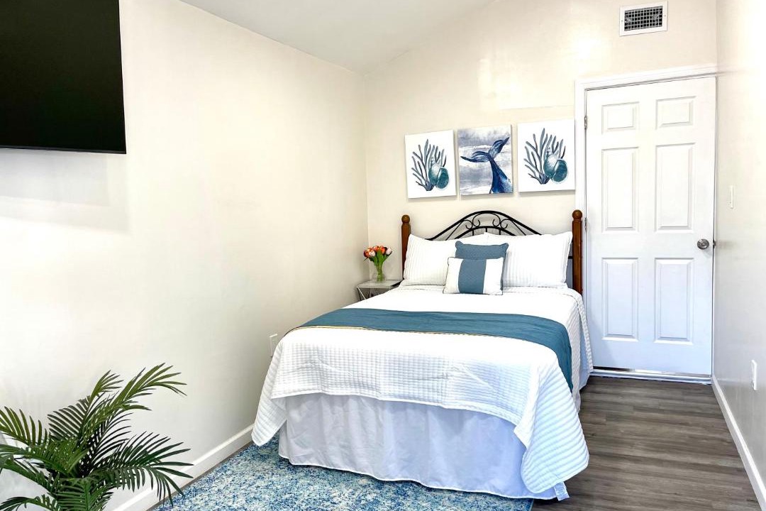 Photo of Bedroom in Bellmore