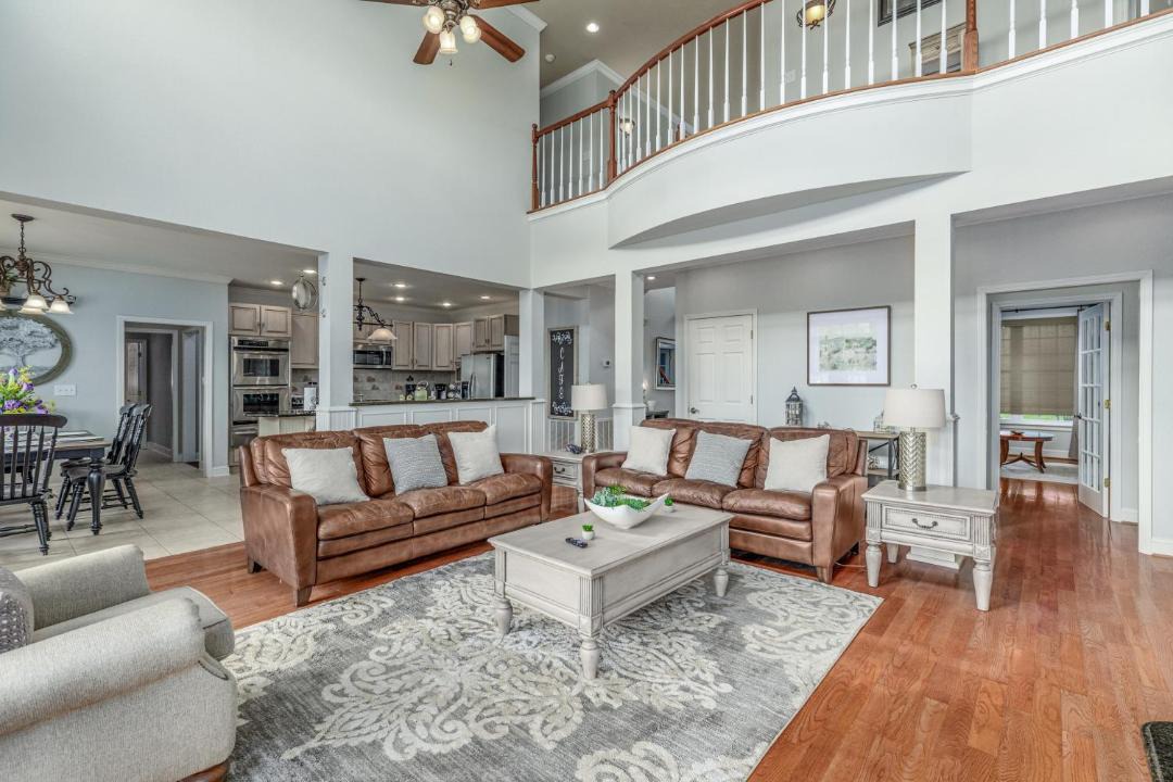 Photo of Livingroom in Cosby