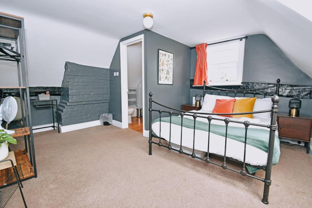 Photo of Others in Wallingford