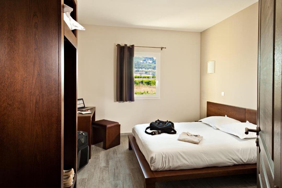 Photo of Others in Saint-Laurent-des-Arbres