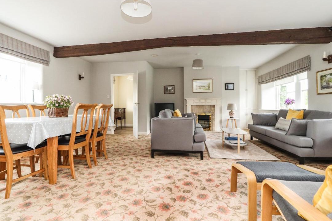 Photo of Livingroom in Carleton