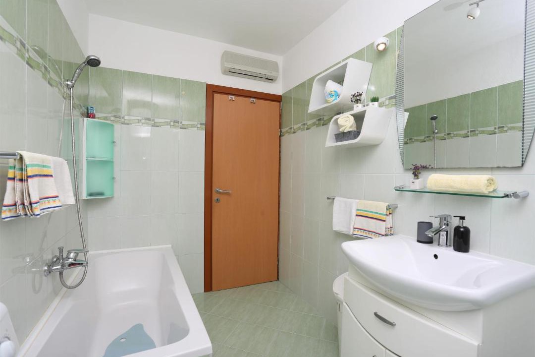 Photo of Bathroom in Rogocana