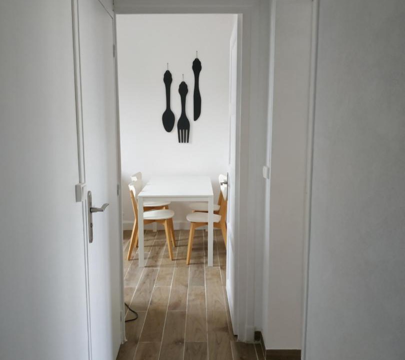 Photo of Others in Barriere Saint Marc