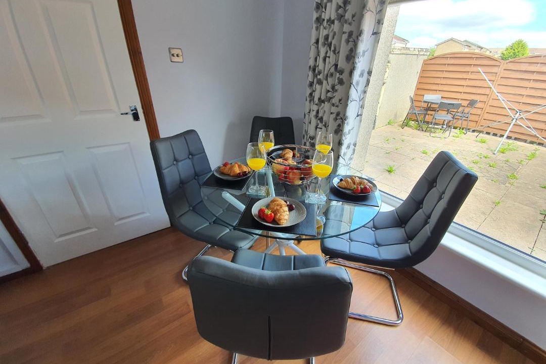 Photo of Others in Holytown