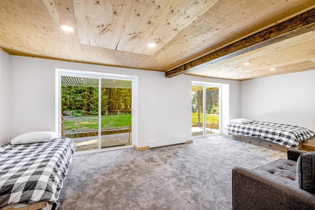 Photo of Others in Hyak