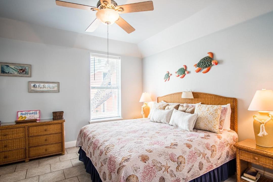 Photo of Bedroom in Port Aransas