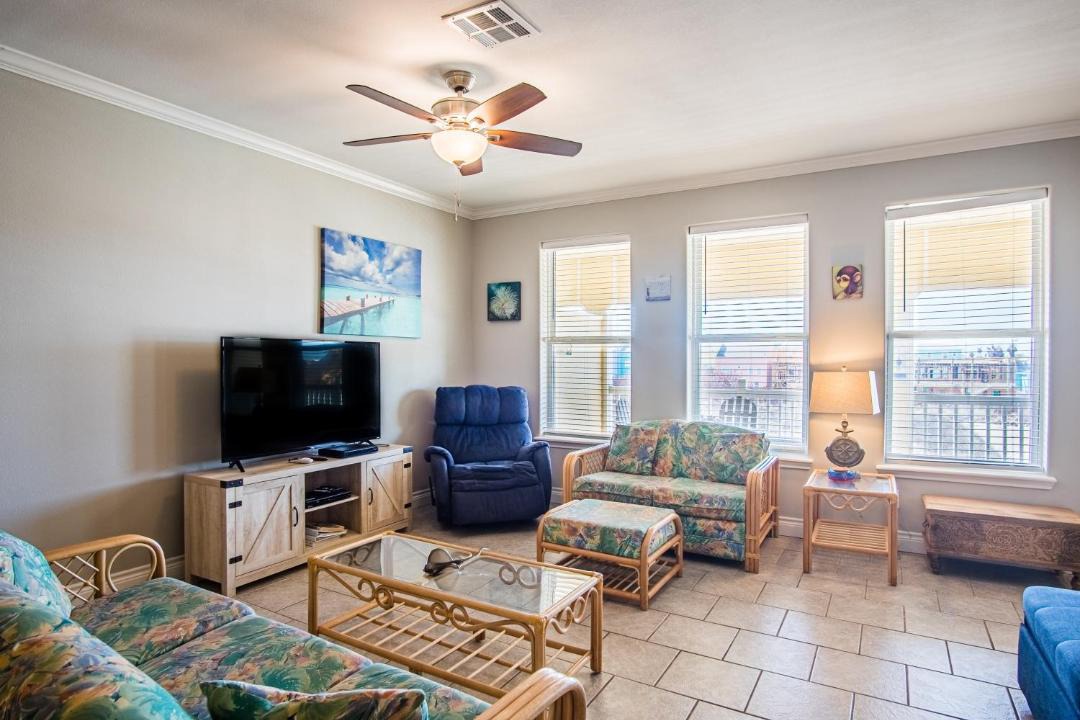 Photo of Livingroom in Port Aransas