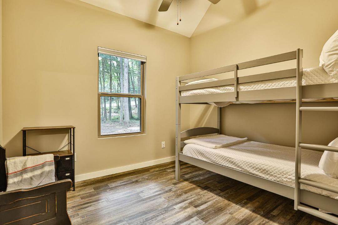 Photo of Others in Tate