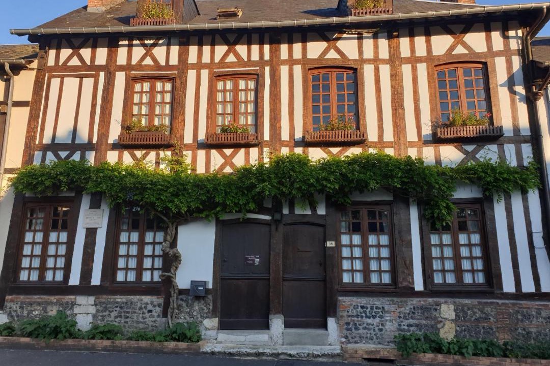 Photo of Buildings in Lyons-la-Foret
