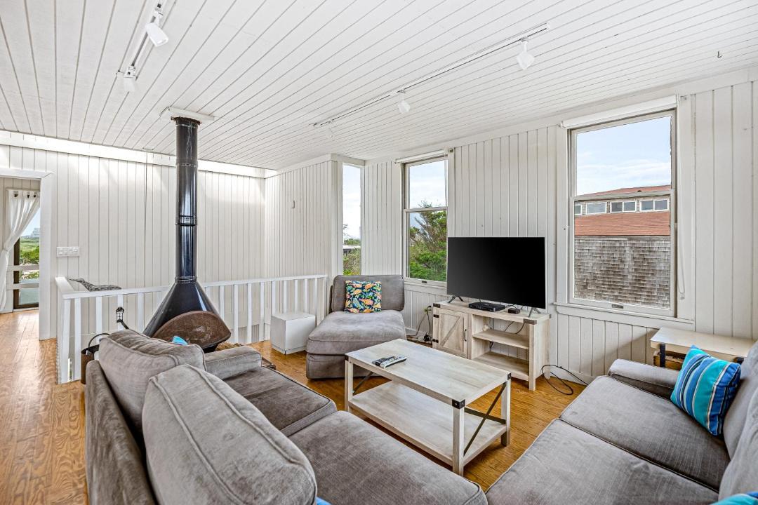 Photo of Others in Ocean Beach