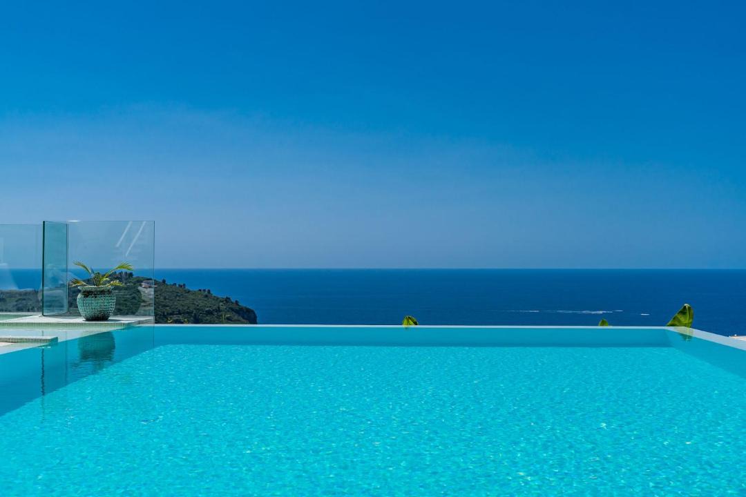 Photo of Others in Ploce