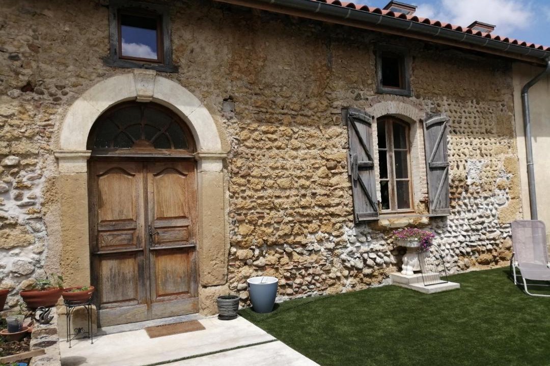 Photo of Buildings in Castelvieilh