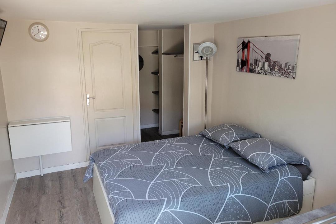 Photo of Bedroom in Mitry-Mory