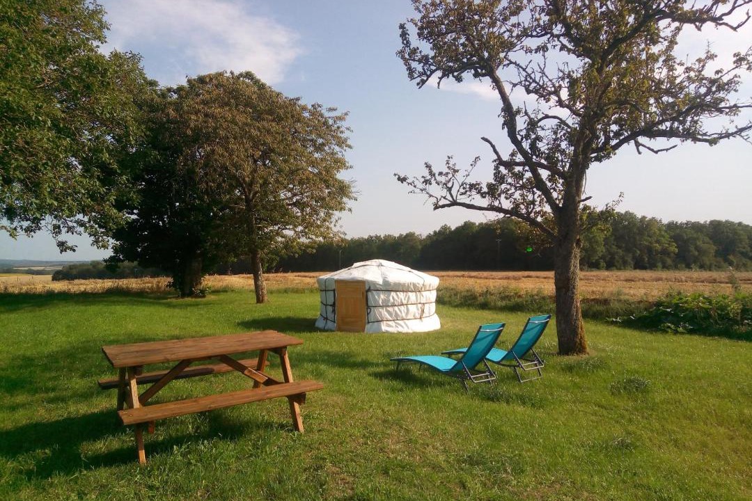 Photo of Others in Druyes-les-Belles-Fontaines