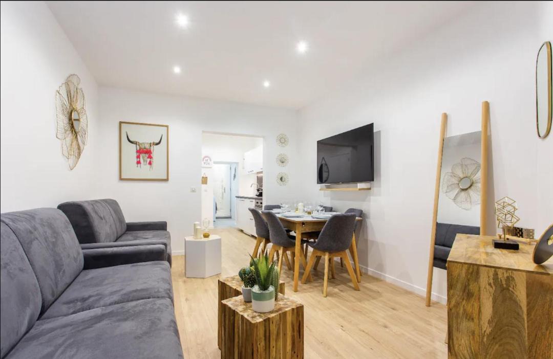 Photo of Livingroom in Levallois-Perret