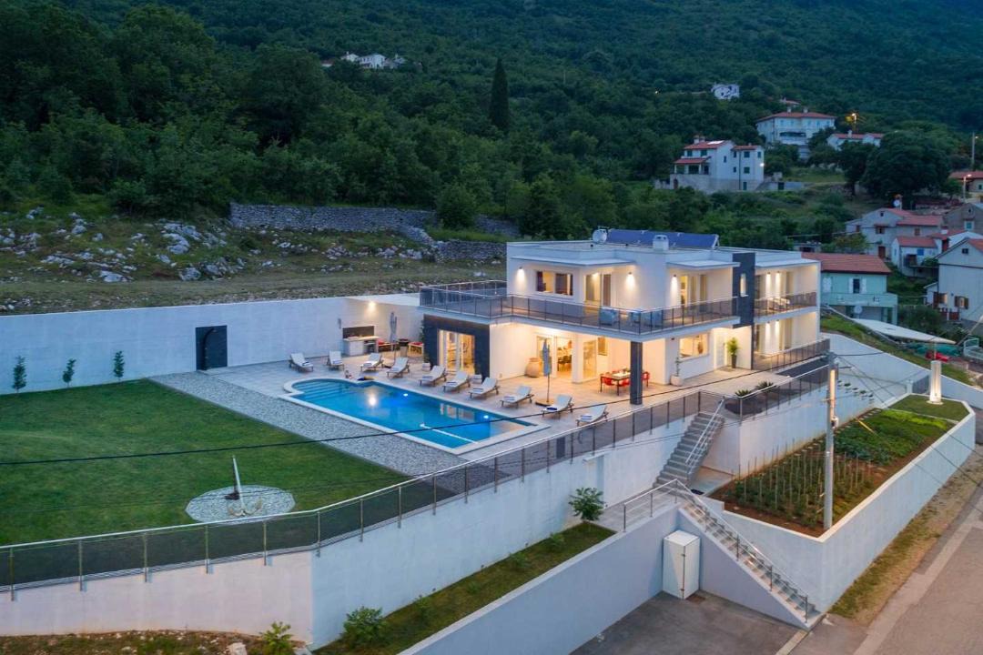Photo of Outdoor in Martina