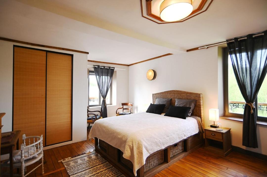 Photo of Others in Connigis