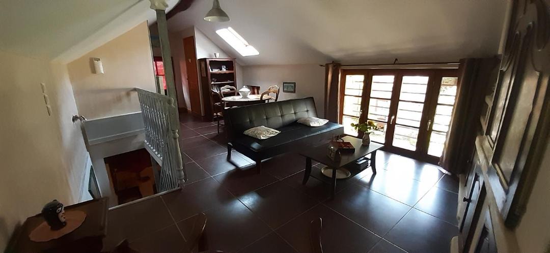 Photo of Livingroom in Fraissinet-de-Fourques