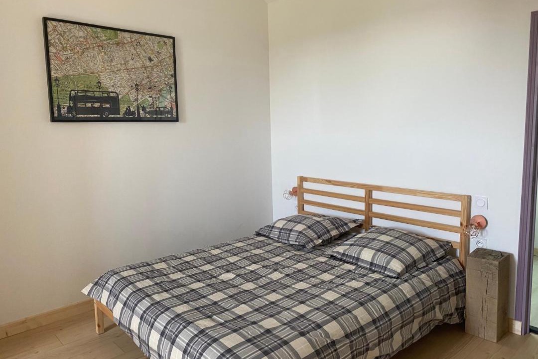 Photo of Bedroom in Lannedern