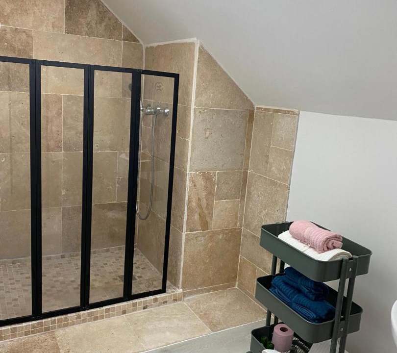 Photo of Bathroom in Lannedern