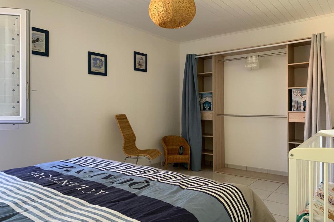Photo of Bedroom in LʼIle-dʼOlonne
