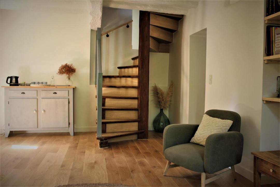 Photo of Others in Hermeray