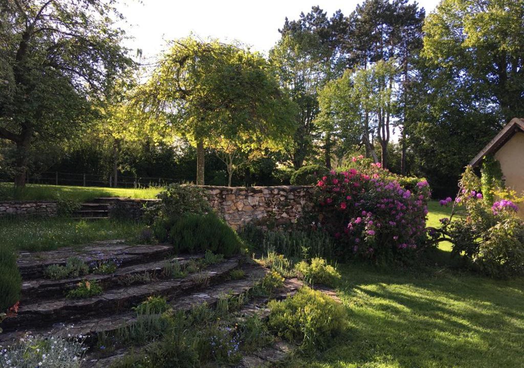 Photo of Others in Hermeray