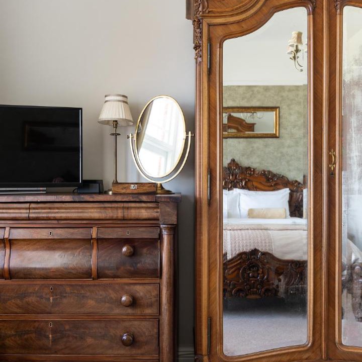 Photo of Others in Lynton