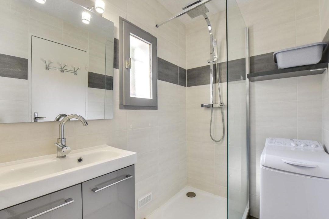Photo of Bathroom in Le Barcares