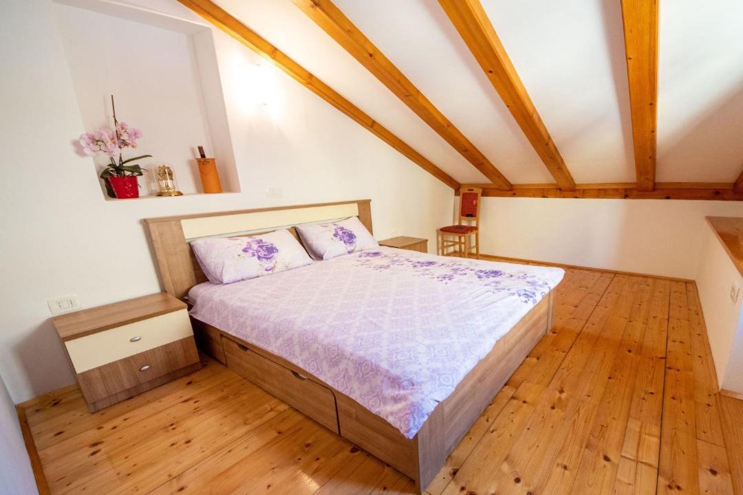 Photo of Bedroom in Brsec